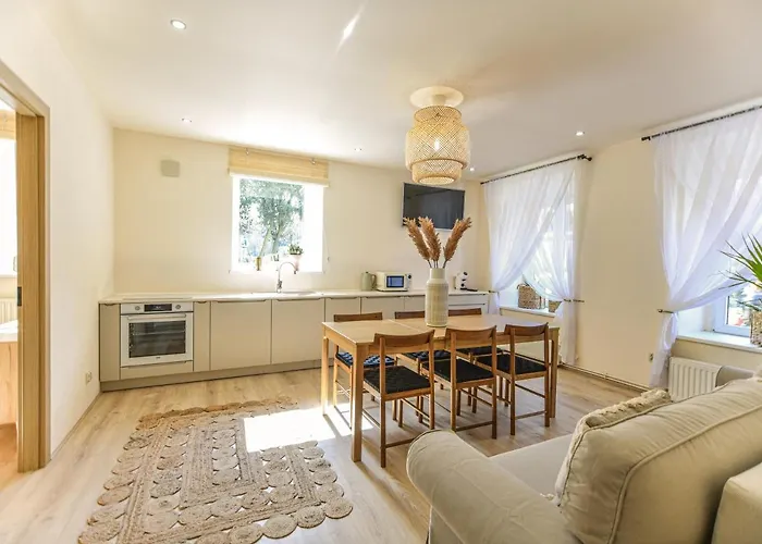 No 1 شقة شتشافنو-زدروي